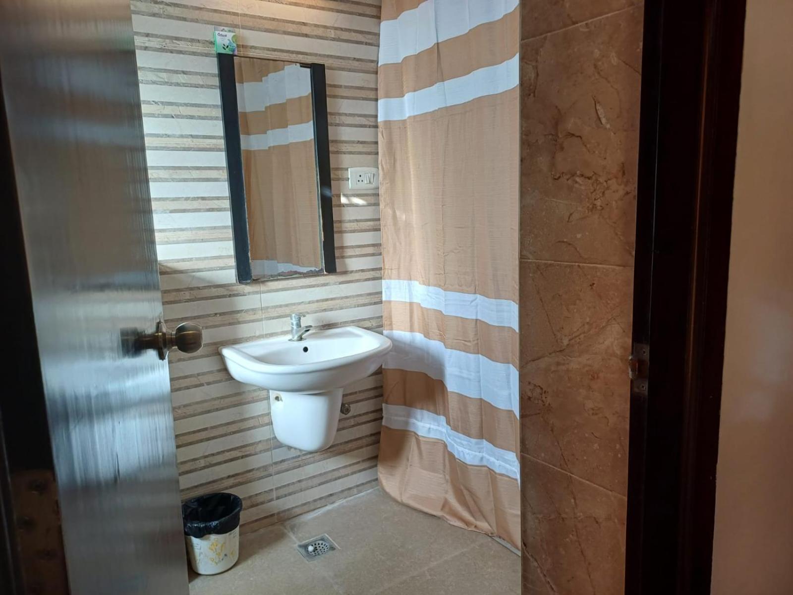 צ'נאי D And A Boutique Hotel מראה חיצוני תמונה